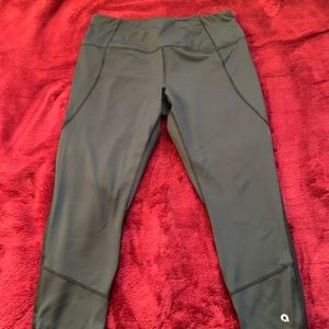 Ladies Large Hyba Capri pants